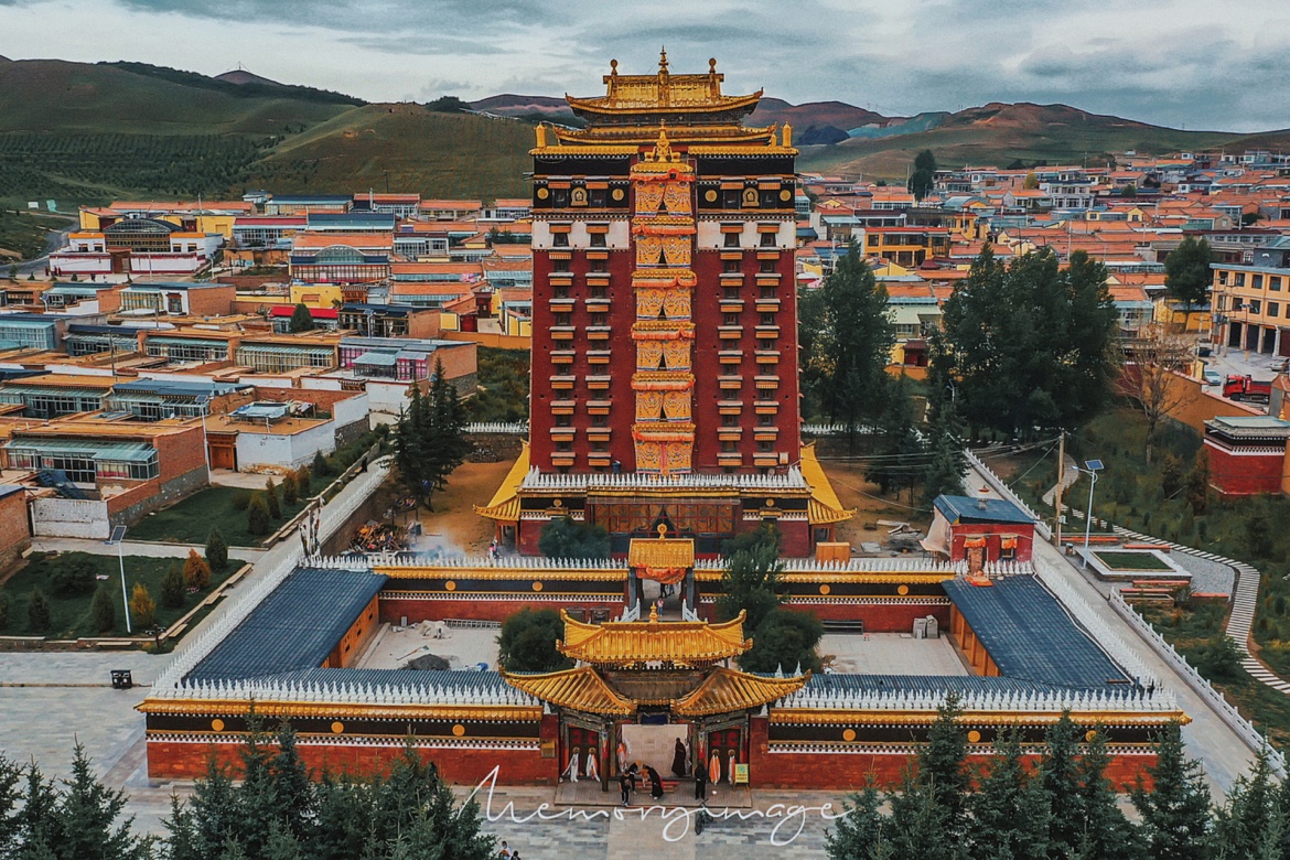 Mila Riwa Buddha Pavilion